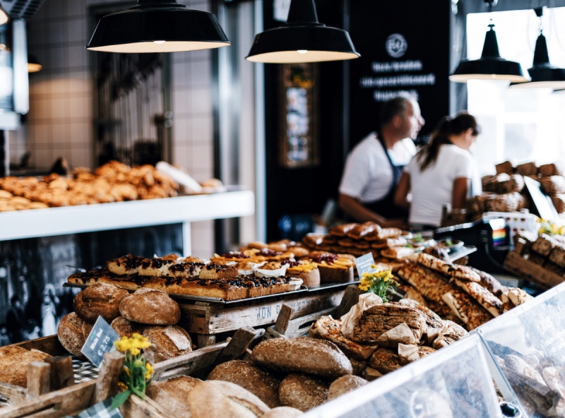 boulangerie-COURSEGOULES-min_bakery_bread_food_market_pastries_shop_store-1169705